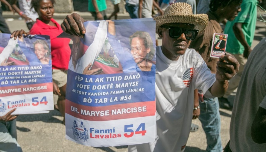 Un gouvernement de transition en Haïti après le départ du président