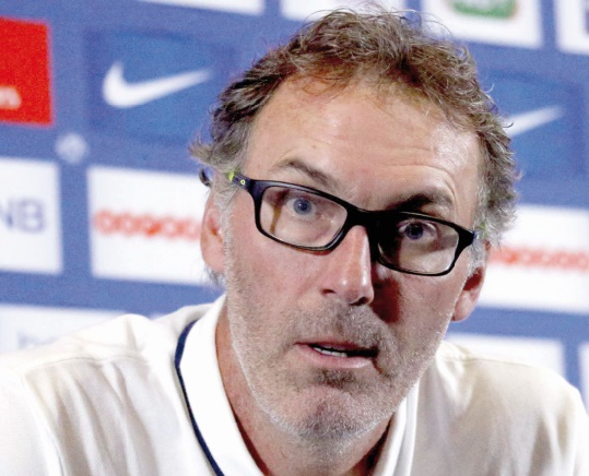 Laurent Blanc rempile avec le PSG