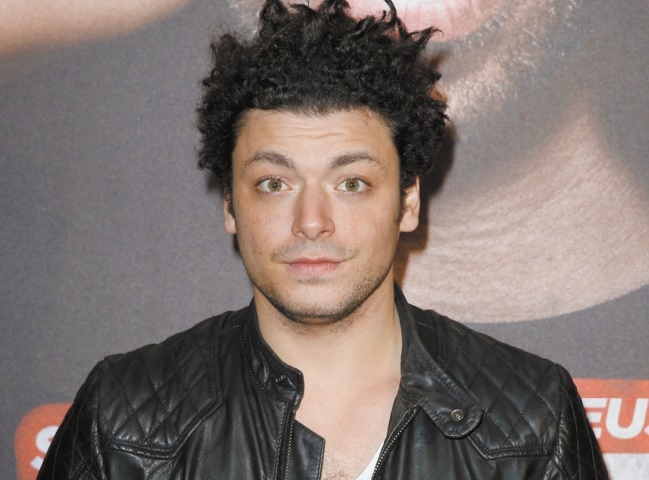 Kev Adams : La politique, ce n'est pas du tout mon rôle Kev Adams : La politique, ce n'est pas du tout mon rôle