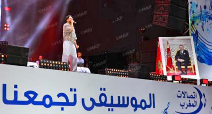Festival des plages : Mehdi Fadili enflamme la scène de M'diq