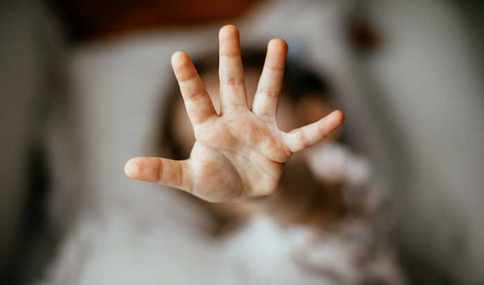 Affaire du viol d’un mineur au Moussem Moulay Abdellah Amghar: Cinq personnes placées en garde à vue