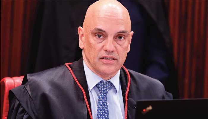 Alexandre de Moraes, juge puissant et clivant chargé du procès Bolsonaro