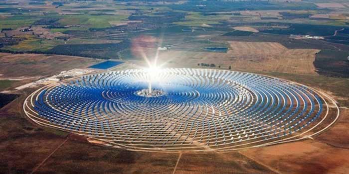 Noor-Ouarzazate, une réalisation remarquable dans le domaine de l'énergie solaire Noor-Ouarzazate, une réalisation remarquable dans le domaine de l'énergie solaire