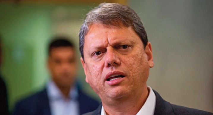 Tarcisio de Freitas, le gouverneur de Sao Paulo en pole position comme héritier de Bolsonaro