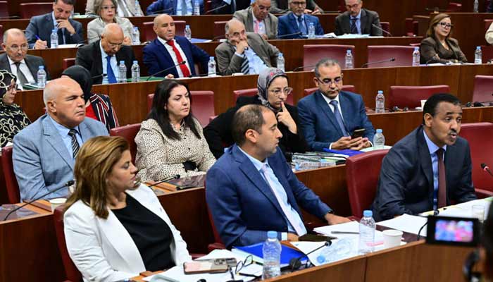 Le Groupe socialiste interpelle le gouvernement sur des questions d’ordre social et économique