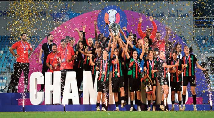 SM le Roi adresse un message de félicitations aux membres du club des FAR de football féminin