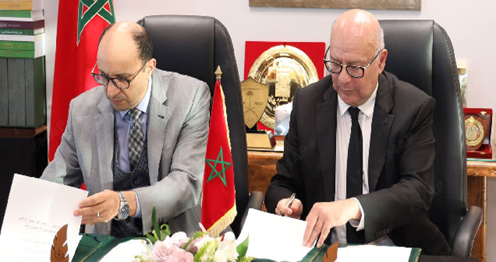 Signature d'une convention d'adhésion de la Chambre des représentants et du Médiateur du Royaume