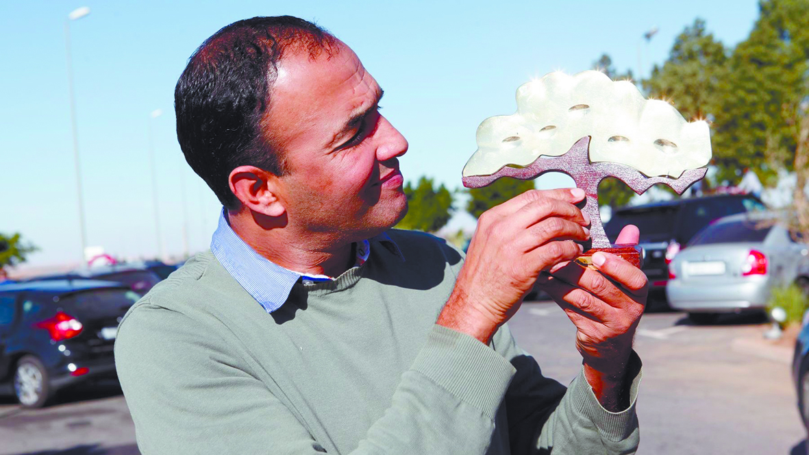 “Le jour de l'aid” remporte le Grand prix du Festival E-SORA d'Al Hoceima “Le jour de l'aid” remporte le Grand prix du Festival E-SORA d'Al Hoceima