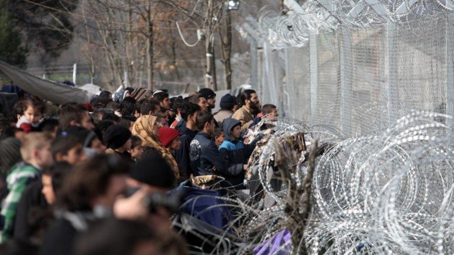 La Commission  européenne loue les  "efforts incroyables" de la Grèce quant aux migrants