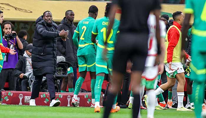 Normal avec une CAF faisant dans le ridicule