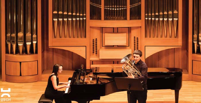 Remise des diplômes aux étudiants de troisième cycle des conservatoires de musique et d'arts chorégraphiques
