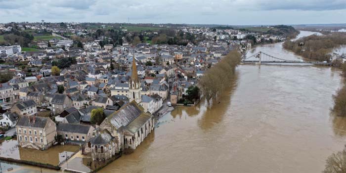Inondations exceptionnelles dans plusieurs régions françaises