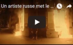 Un artiste russe met le feu à la Banque de France