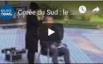 Corée du Sud : le leader de l'opposition se rase la tête en signe de protestation