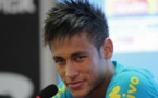 Neymar répond à Villa et relance le Barça