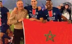 Le PSG au complet fête son titre par une victoire contre Auxerre
