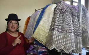 La mode "cholita" des indigènes de Bolivie à la conquête du monde