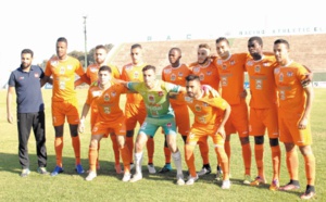 Faux pas du trio de tête du championnat D2