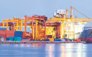 Les incertitudes politiques pèsent  sur le commerce mondial Les incertitudes politiques pèsent  sur le commerce mondial