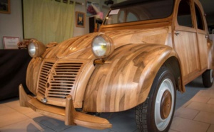 Insolite : 2CV en bois
