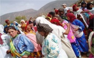 La caravane des femmes africaines crée une association à Aït M’hamed