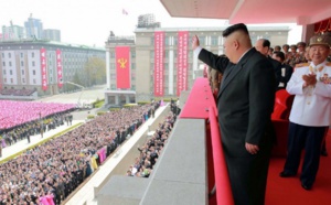 Derrière les parades nord-coréennes, le culte de la dynastie des Kim