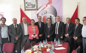 Mohamed Ben Abdelkader s’entretient avec les dirigeants syndicaux