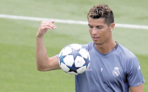 Cristiano Ronaldo Finale avec vue sur le Ballon d'Or