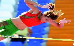 Zoughari offre au Maroc sa première médaille méditerranéenne : L'athlétisme, la boxe et le tennis sauvent la face