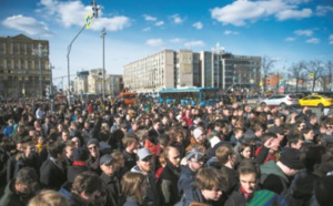 En Russie, lycées et universités rééduquent les jeunes opposants