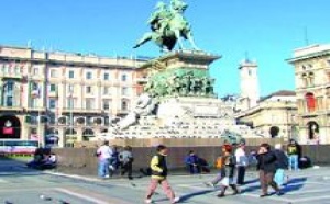 Les jeunes diplômés quittent le sud de l'Italie pour trouver des débouchés professionnels dans le Nord Les jeunes diplômés quittent le sud de l'Italie pour trouver des débouchés professionnels dans le Nord