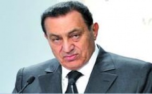 Proche-Orient : Moubarak insiste sur une solution définitive