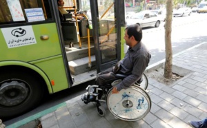 A Téhéran, le parcours du combattant des handicapés