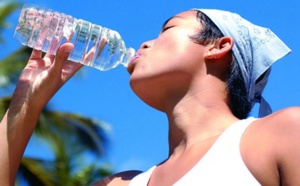 Réponses d’expert : Combien de temps conserver une bouteille d’eau ouverte ?
