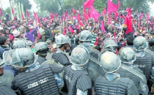 Népal : Manifestation massive de maoïstes à Katmandou