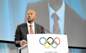 Mis en examen pour corruption, le CIO suspend Fredericks