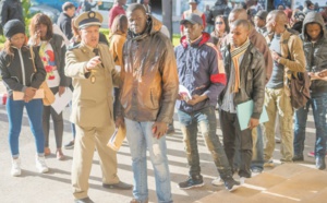 La régularisation des migrants irréguliers se ferait-elle à la tête du client ?