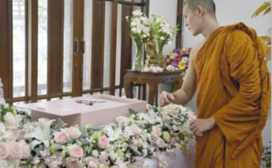 Funérailles bouddhistes pour les animaux en Thaïlande