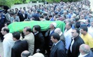 Emouvantes obsèques de Mohammed Abed al-Jabri au cimetière Achouhada de Casablanca : L’adieu au politique intègre et au penseur émérite