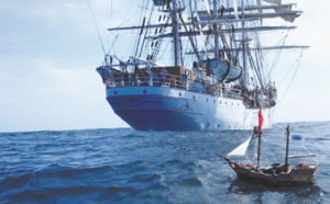 Un bateau Playmobil conçu par deux enfants écossais réussit un improbable tour du monde