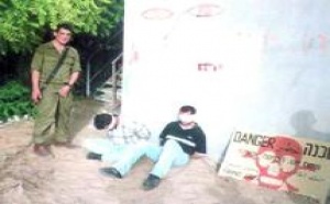 Israël : Parution de nouvelles photos de soldats humiliant des détenus palestiniens