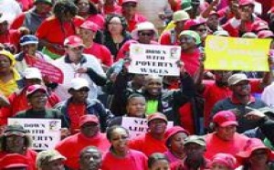 Afrique du Sud  : Le jeu dangereux des syndicats Afrique du Sud  : Le jeu dangereux des syndicats