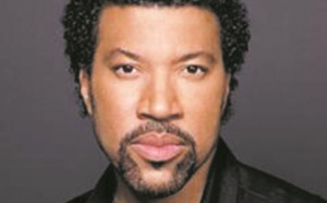 Des stars dans le rouge : Lionel Richie