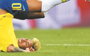Neymar joue l'auto-dérision avec des enfants sur les réseaux sociaux