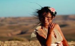 Oum lance un nouvel album : "Howa" en avant-goût de "Sweerty"