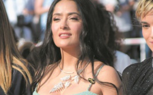 Ces stars qui disent NON à la chirurgie esthétique ! Salma Hayek