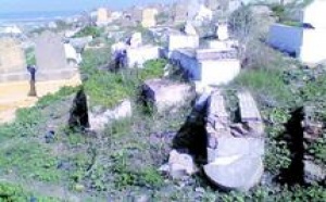 Saleté, insécurité, élitisme et désordre général… : La mort a un autre goût au cimetière Laalou à Rabat