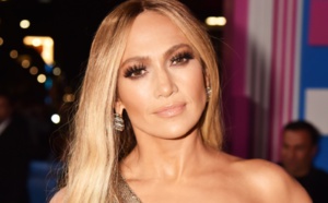 Jennifer Lopez poursuivie par un photographe