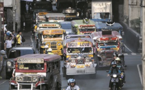 Avec les “jeepneys”, c’est tout un art qui disparaît aux Philippines