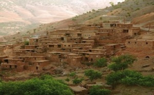 Les institutions traditionnelles dans l’Atlas marocain : Les pactes de colactation “tadâ ou tatâ” comme stratégie face aux aléas Les institutions traditionnelles dans l’Atlas marocain : Les pactes de colactation “tadâ ou tatâ” comme stratégie face aux aléas